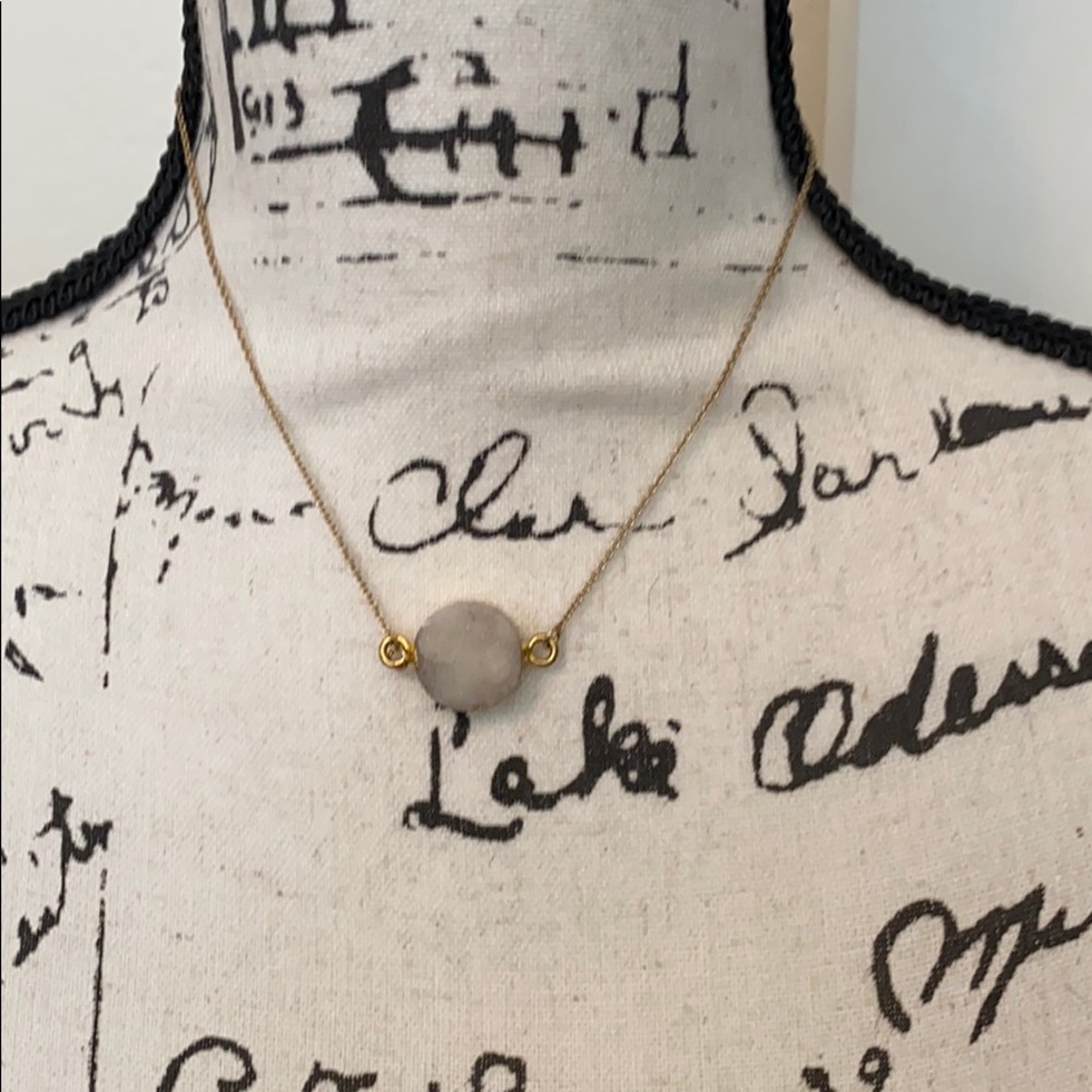 Rough Cut Crystal Style Necklace